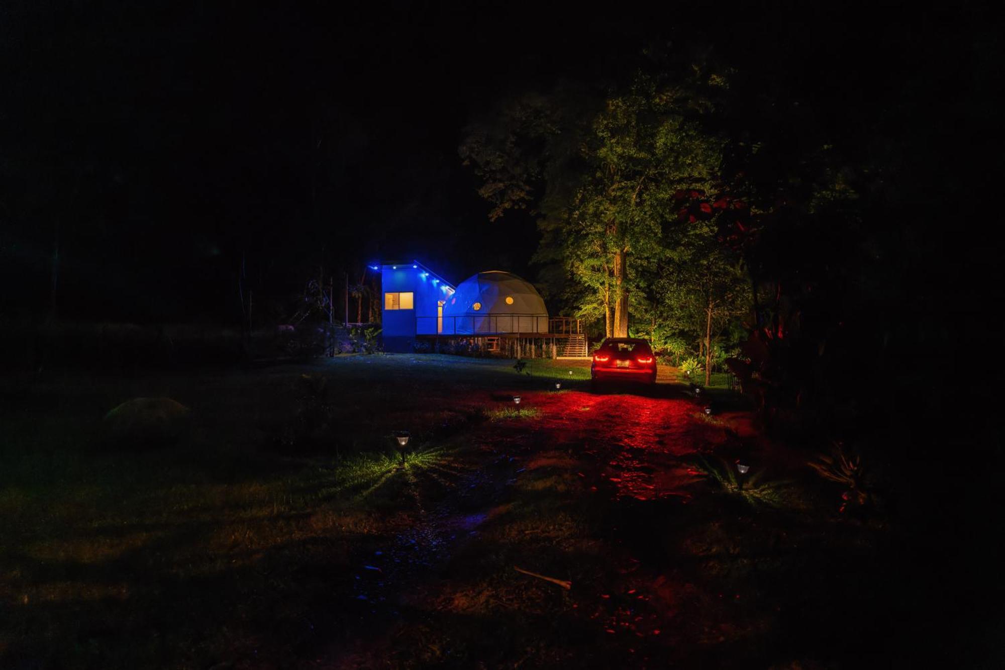 Bitzu Dome-Bijagua Riverside Glamping المظهر الخارجي الصورة